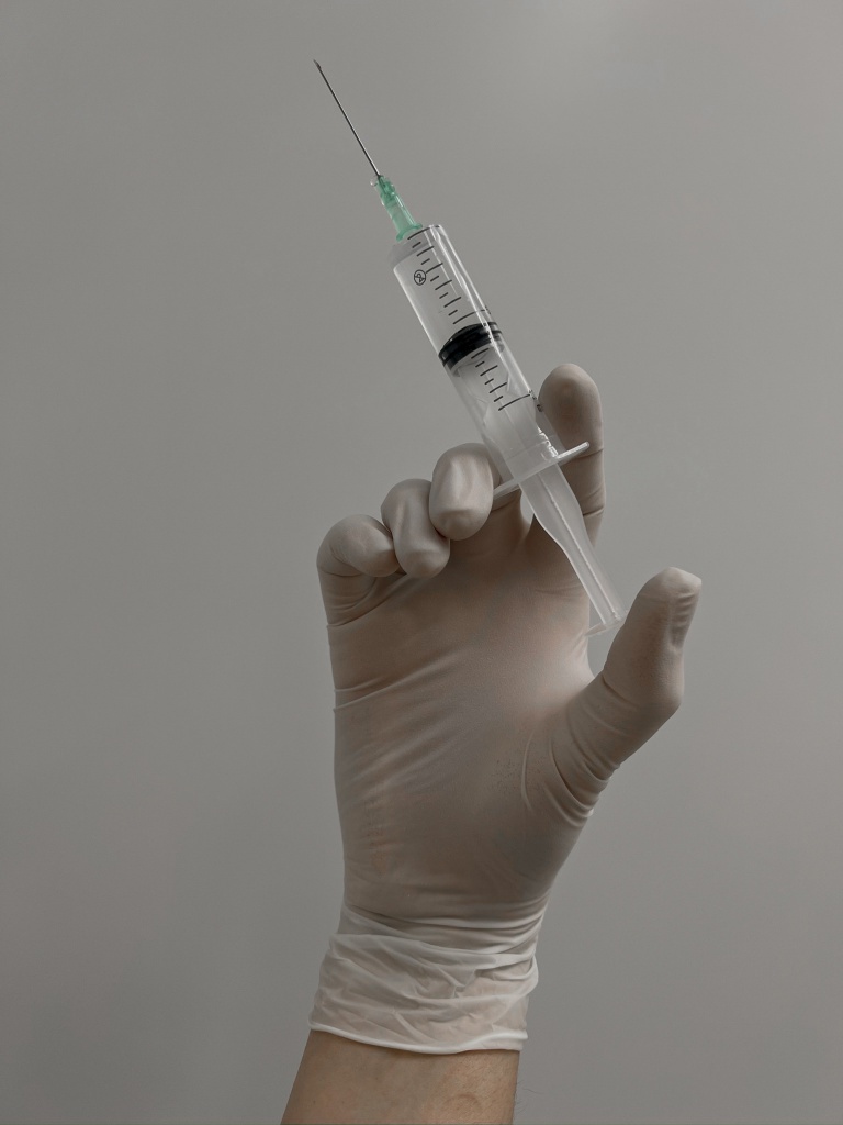 Новая процедура в ЕМЦ: липоредукция лица 